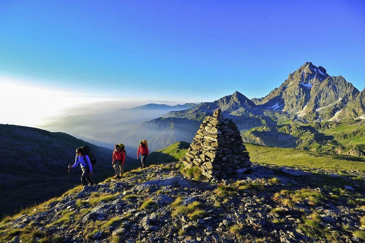 Crestas panorámicas y descenso hacia Abriès