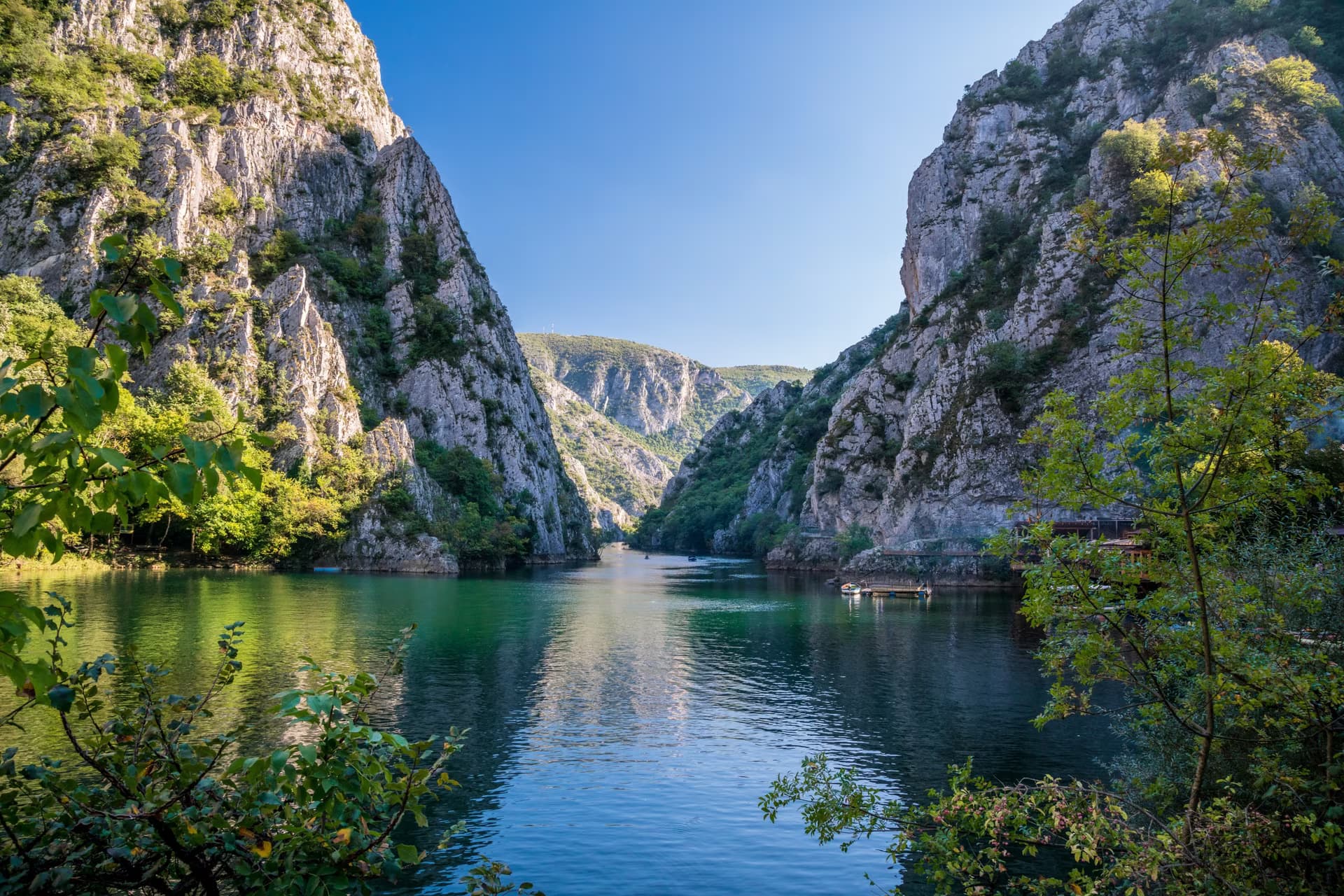 En Tierra Desconocida: Kosovo & Macedonia del Norte
