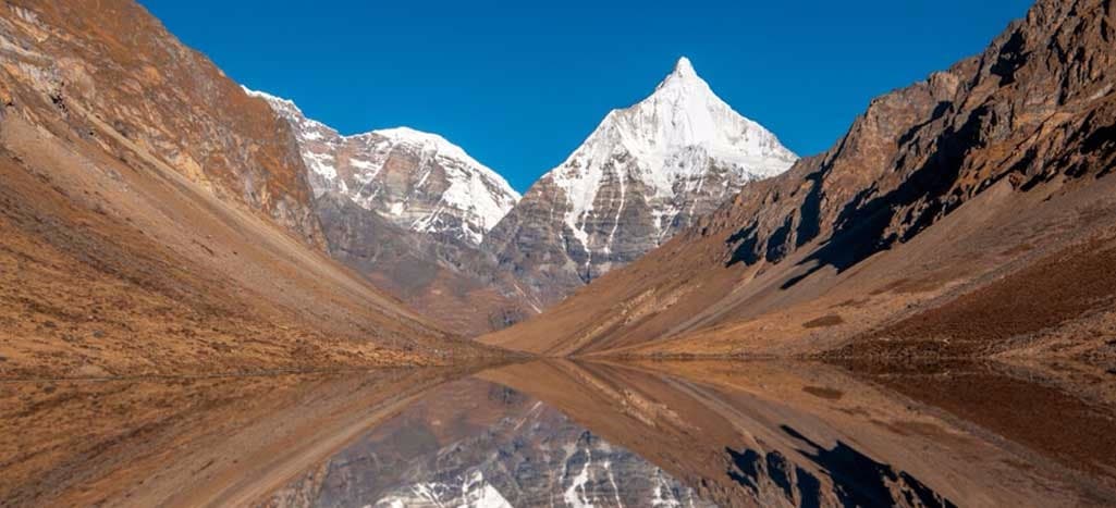 El trek de Laya Gasa