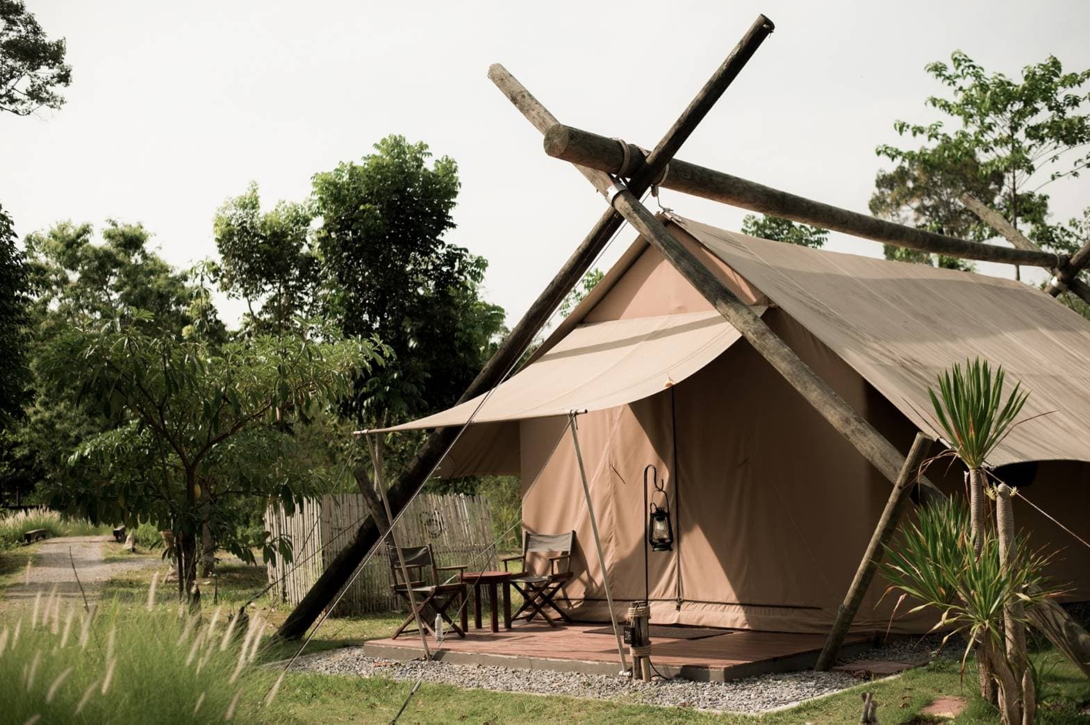 DLX Savanna Tent