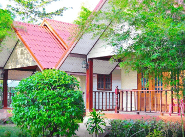 Garden view bungalow