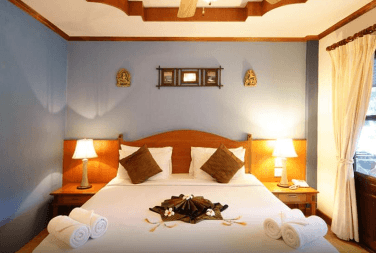 Superior Sea Side Hotel