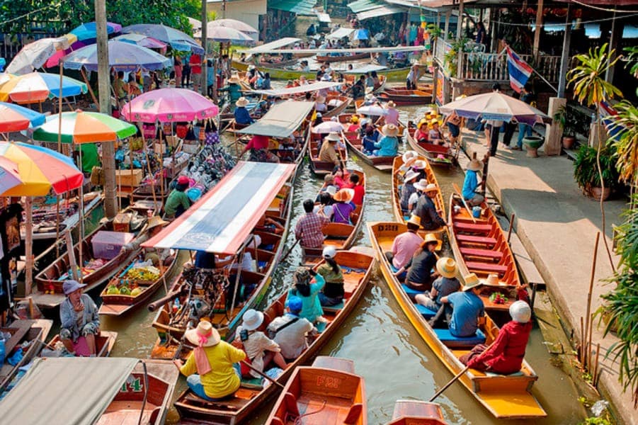 Mercado Flotante de Bang Khu Wiang