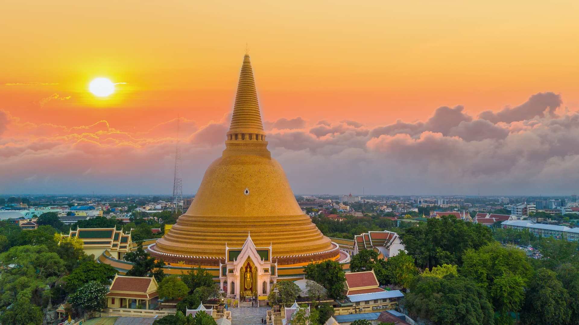 nakhon pathom chedi 5cacc99041a7f100117c1ab7