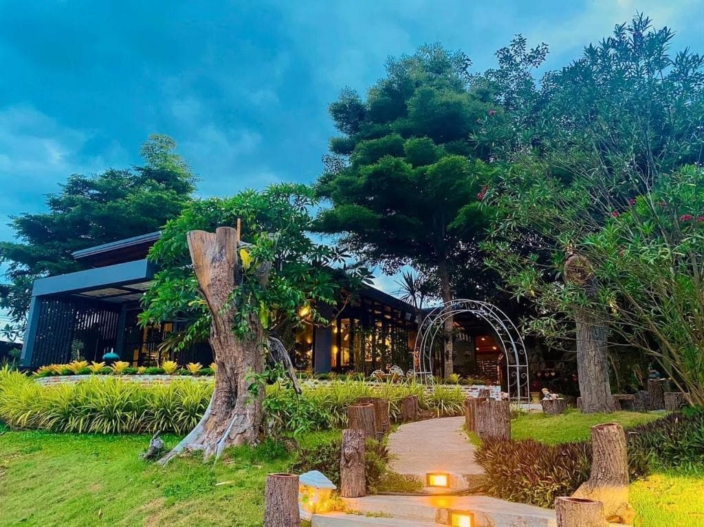 Baan Suan Leelawadee Resort