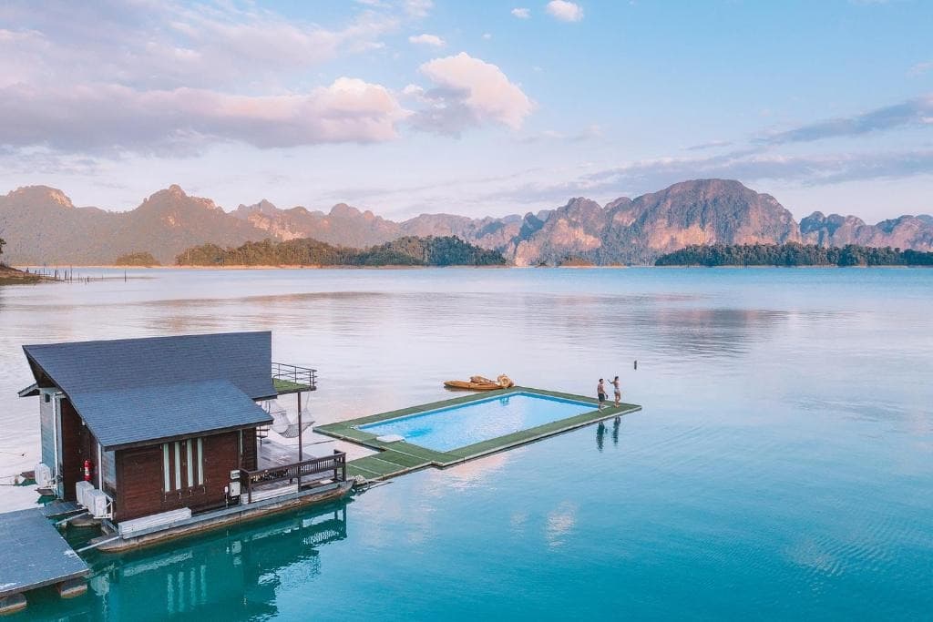 500 rai Floating Resort