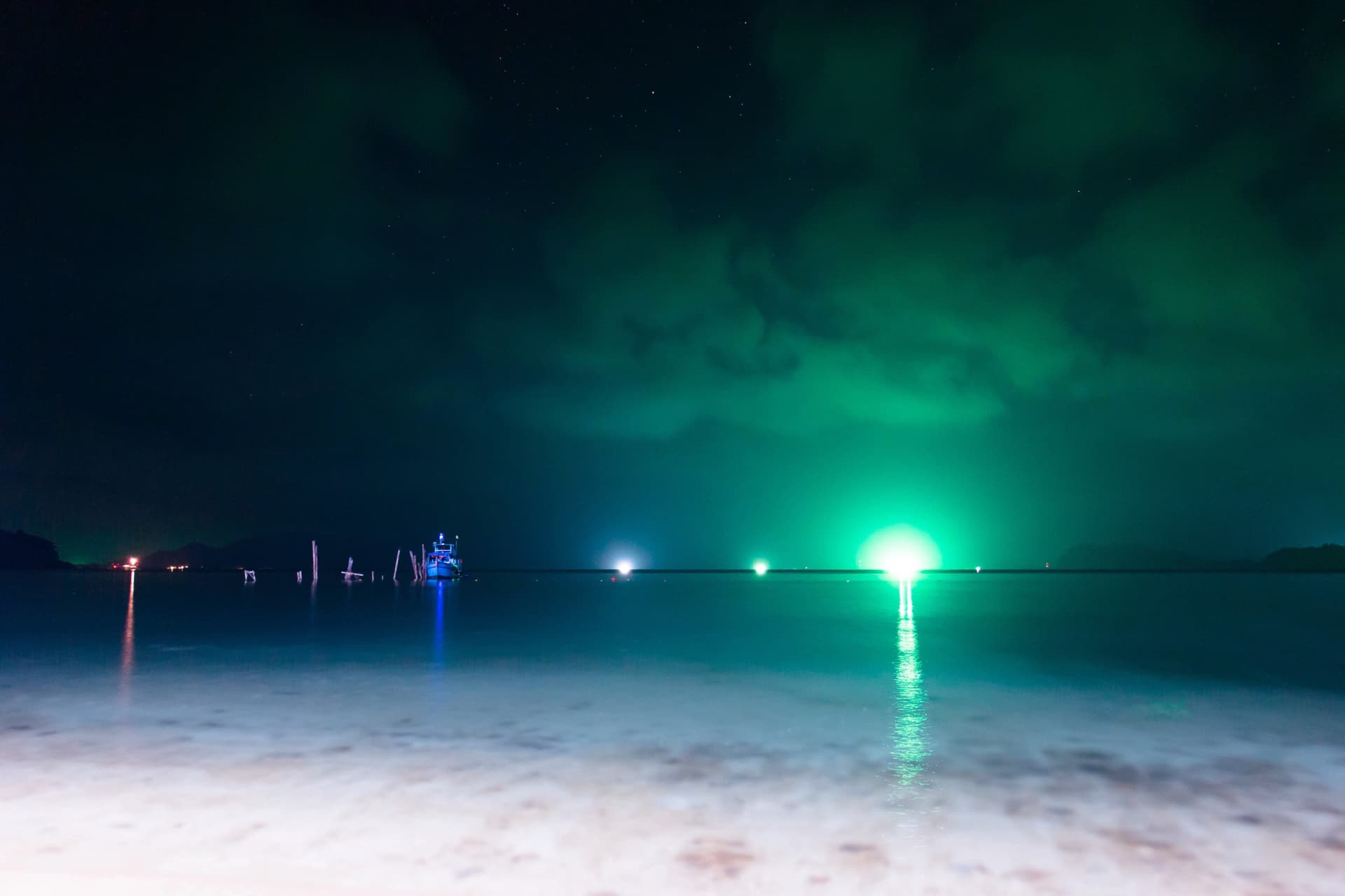 Luces verdes en el golfo de Tailandia: ¿qué son?