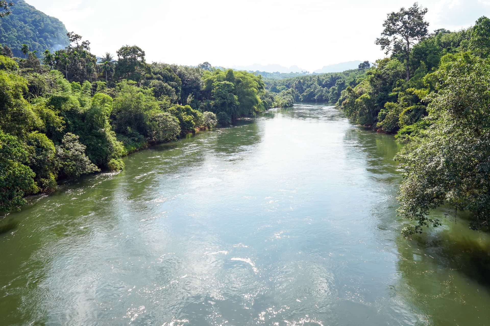 khlong saeng riviere shutterstock 716186542