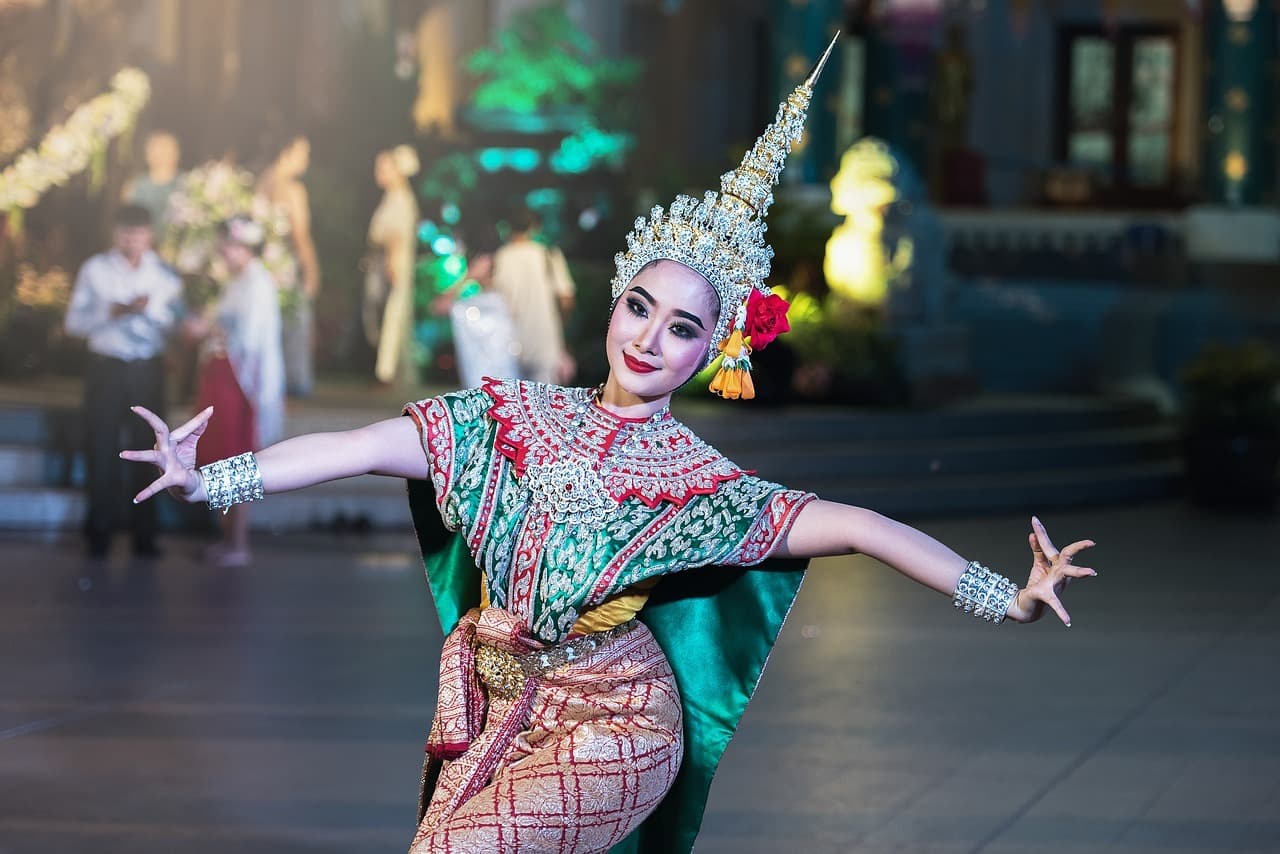 danse traditionnelle thai