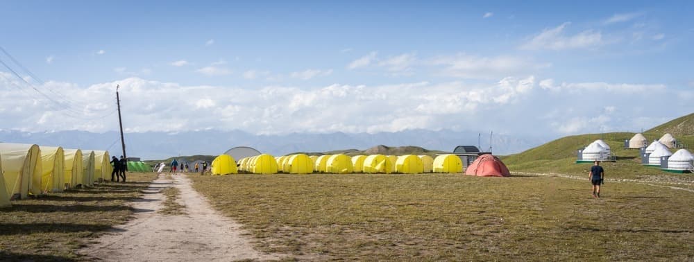 "Achik-Tash" Base Camp (Ak-Sai Travel)