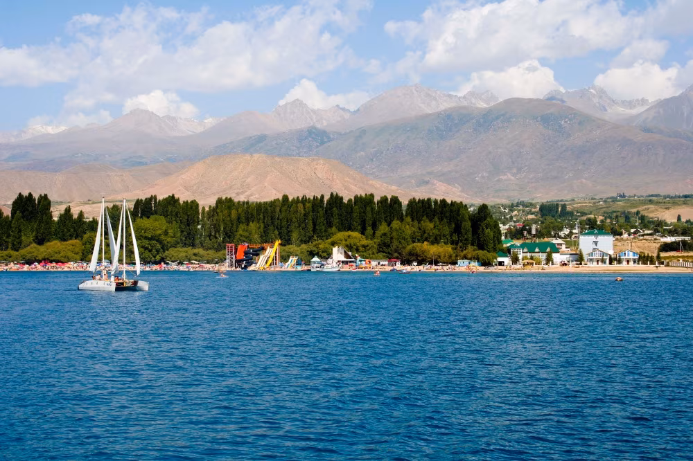 Alrededor del lago Issyk-Kul