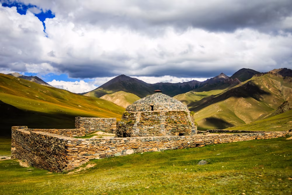 Del Kirghizistan a Uzbekistán, descubriendo la Ruta de la Seda