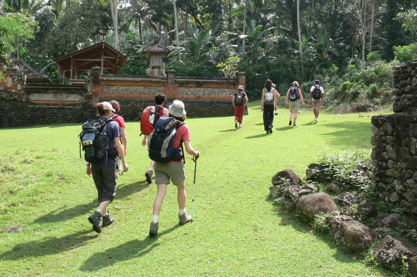 Paseo balinés y dragones de Komodo
