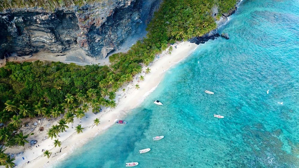 Del mar de las Antillas al Atlántico salvaje