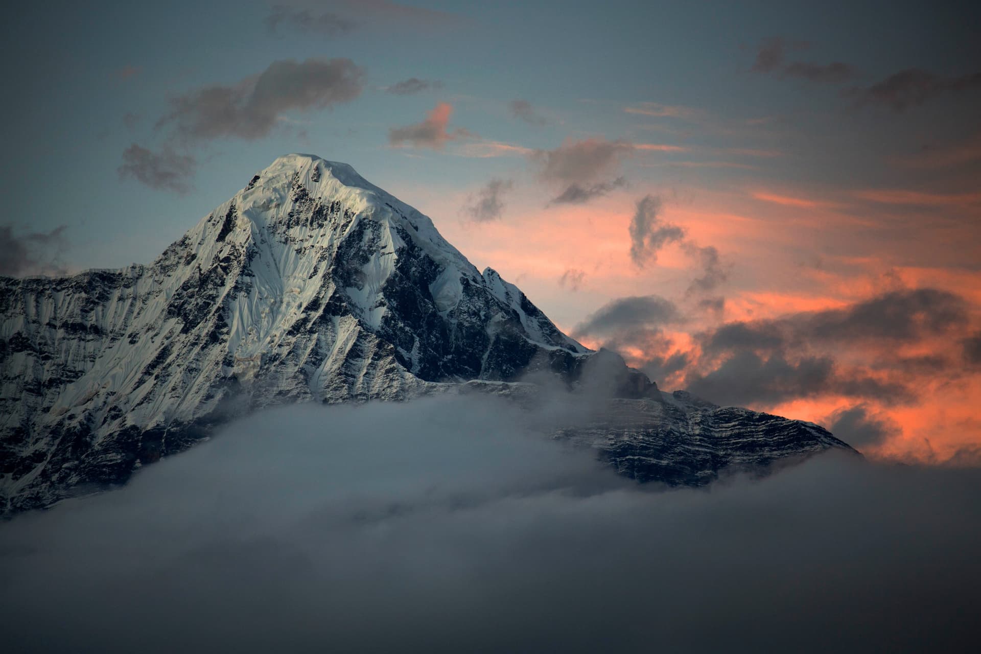 El Santuario de los Annapurna
