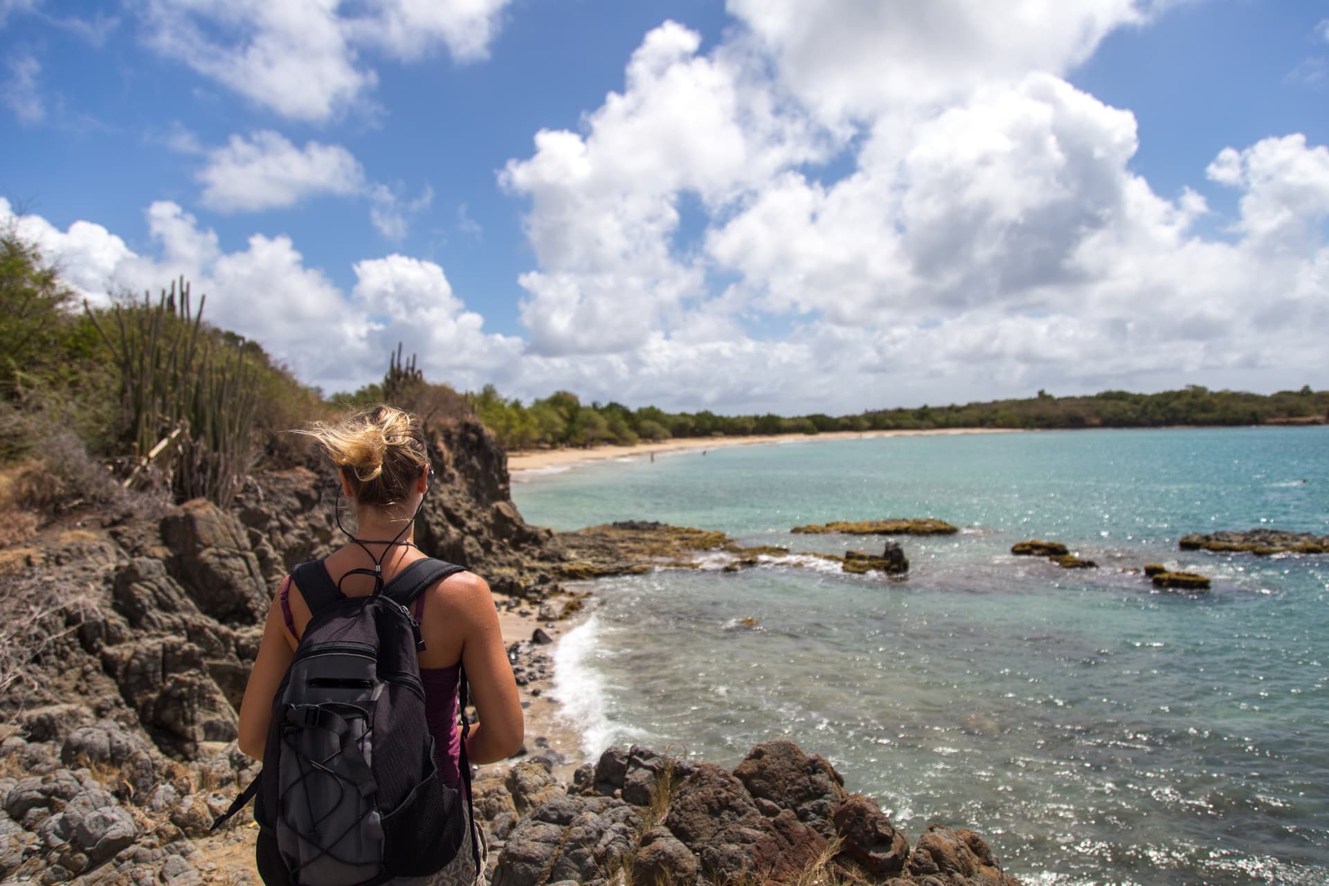 Un poco de deporte en la isla de las flores, exploración terrestre y marina.
