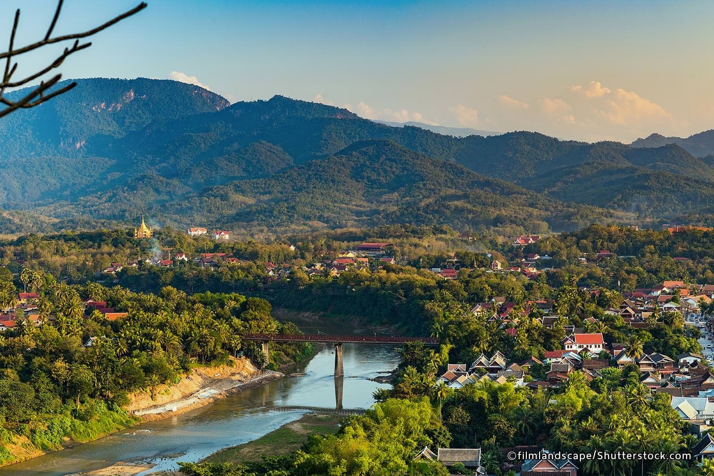 Voyage au clair de la lune, en tribu et au Laos !